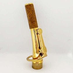 カーブドネックはゴールドプレート