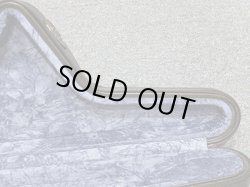 画像はスタンダード/黒