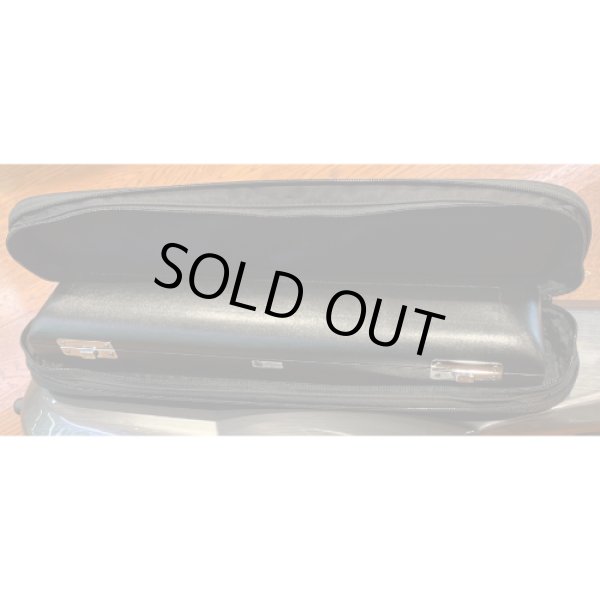 ※フルートケースは付属致しません。